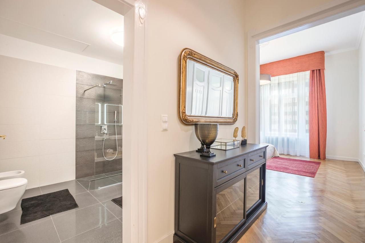 Modernized Unique Huge Central Apartment On 135Sqm Budapest Kültér fotó