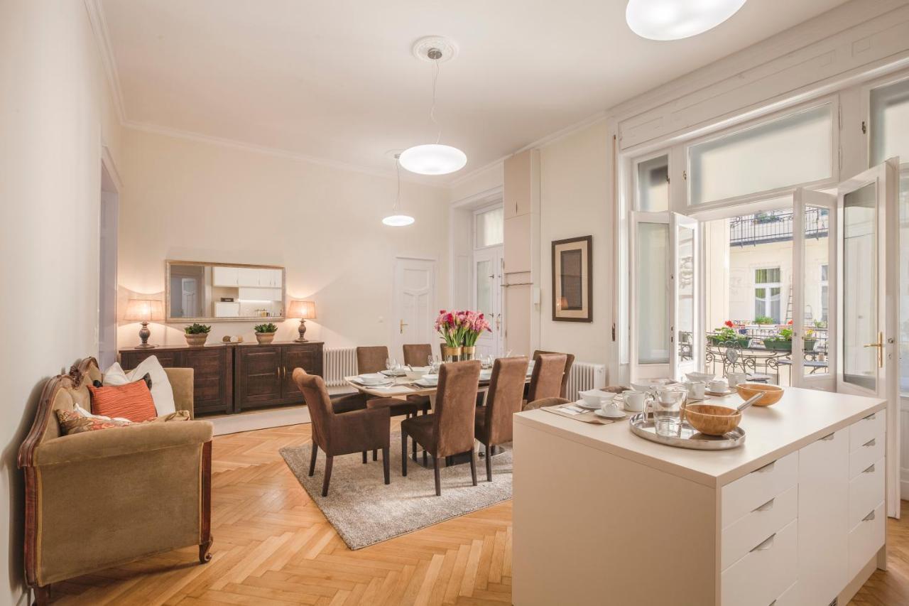 Modernized Unique Huge Central Apartment On 135Sqm Budapest Kültér fotó